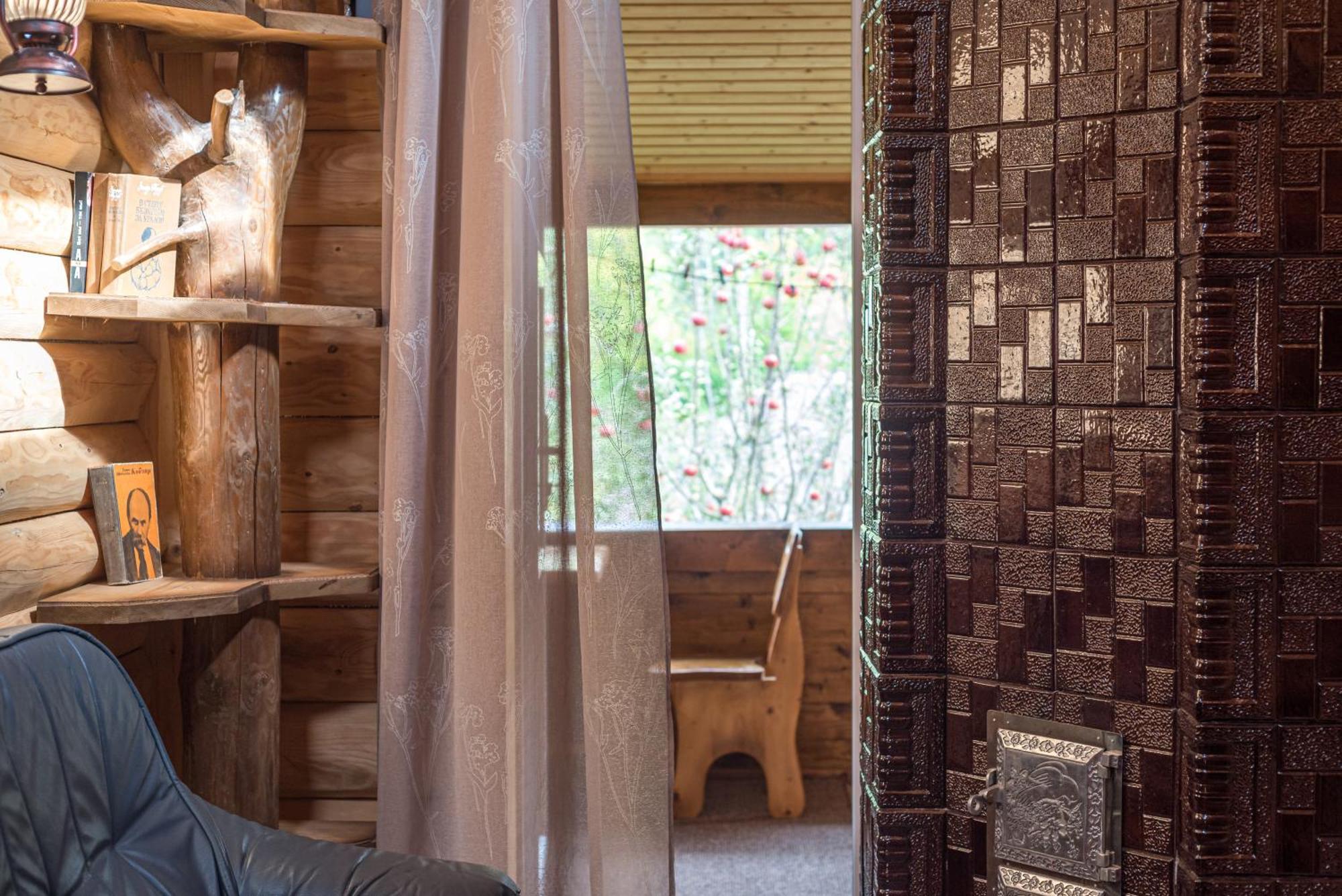 Хата Різьбяра Villa Beloberezka Room photo